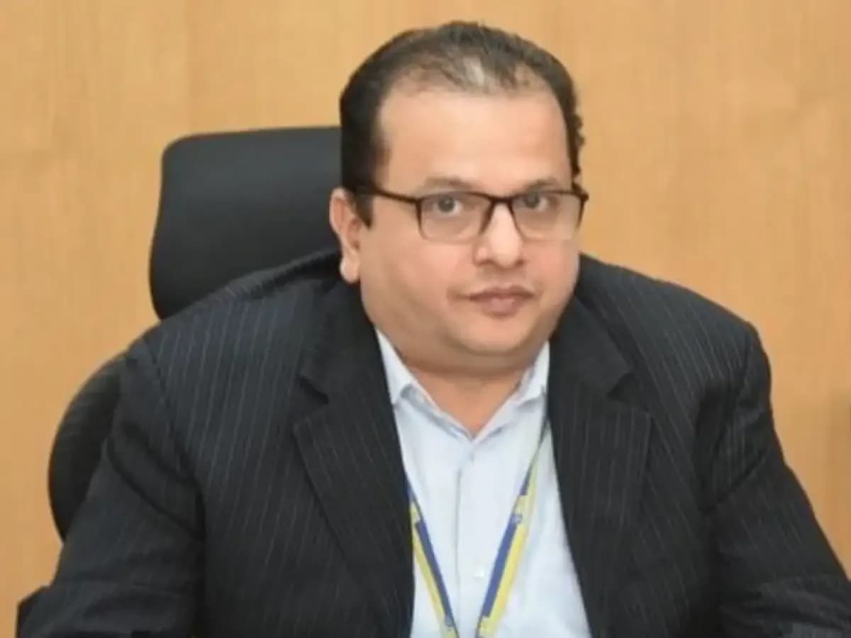 SBI Appoints Former LIC CFO Sunil Agrawal as New CFO
