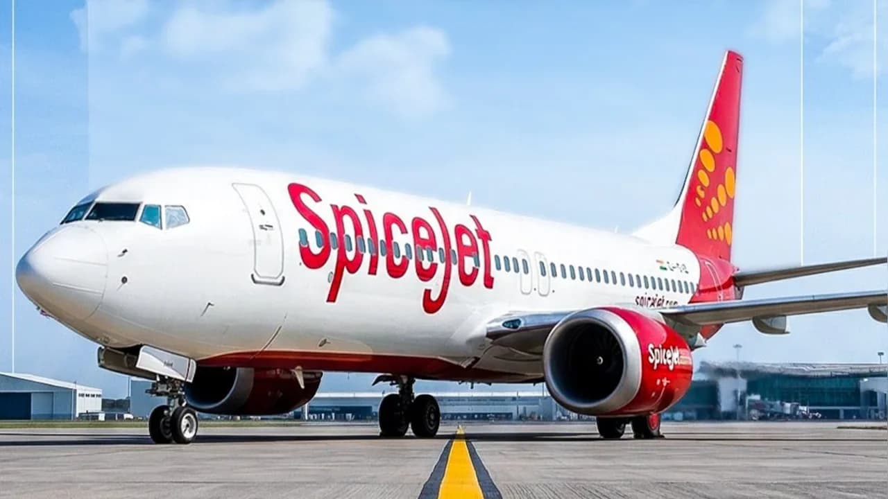 SpiceJet Hits 10% Upper Circuit on Fleet Expansion Despite 59% YTD Loss