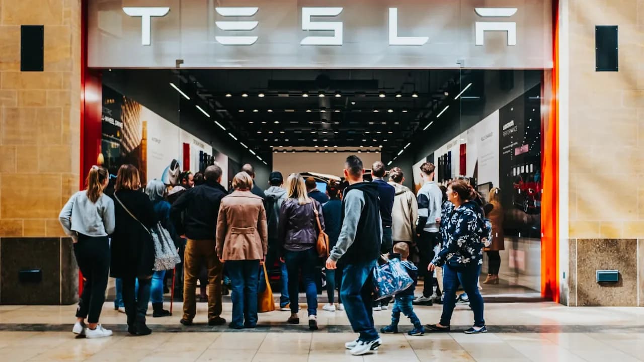 Tesla Implements $200 Weekly AI Spending Cap as Corporate Costs Surge