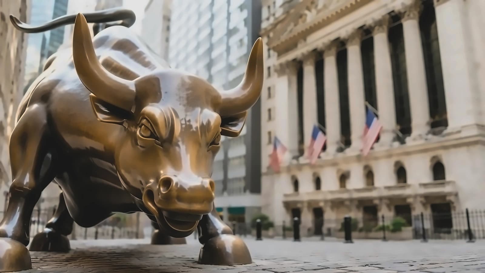 Asian Markets Mixed After Fed Rate Hike as Oil Risks Persist