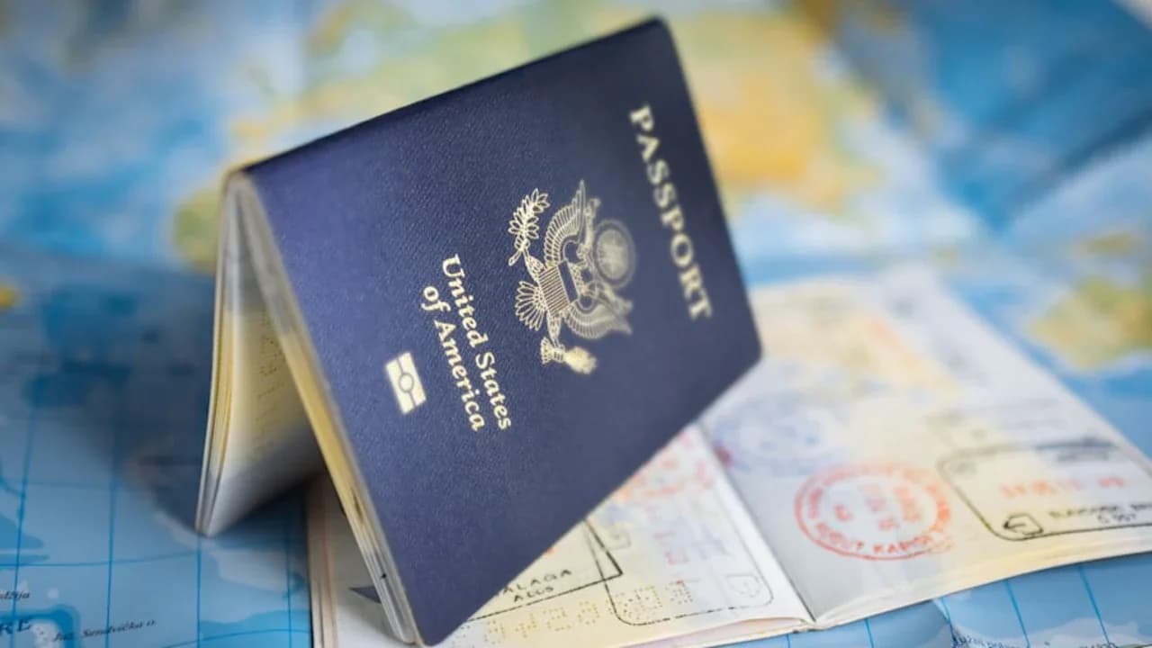 US Issues Travel Alert for 14 Middle East Nations Amid Escalating Tensions