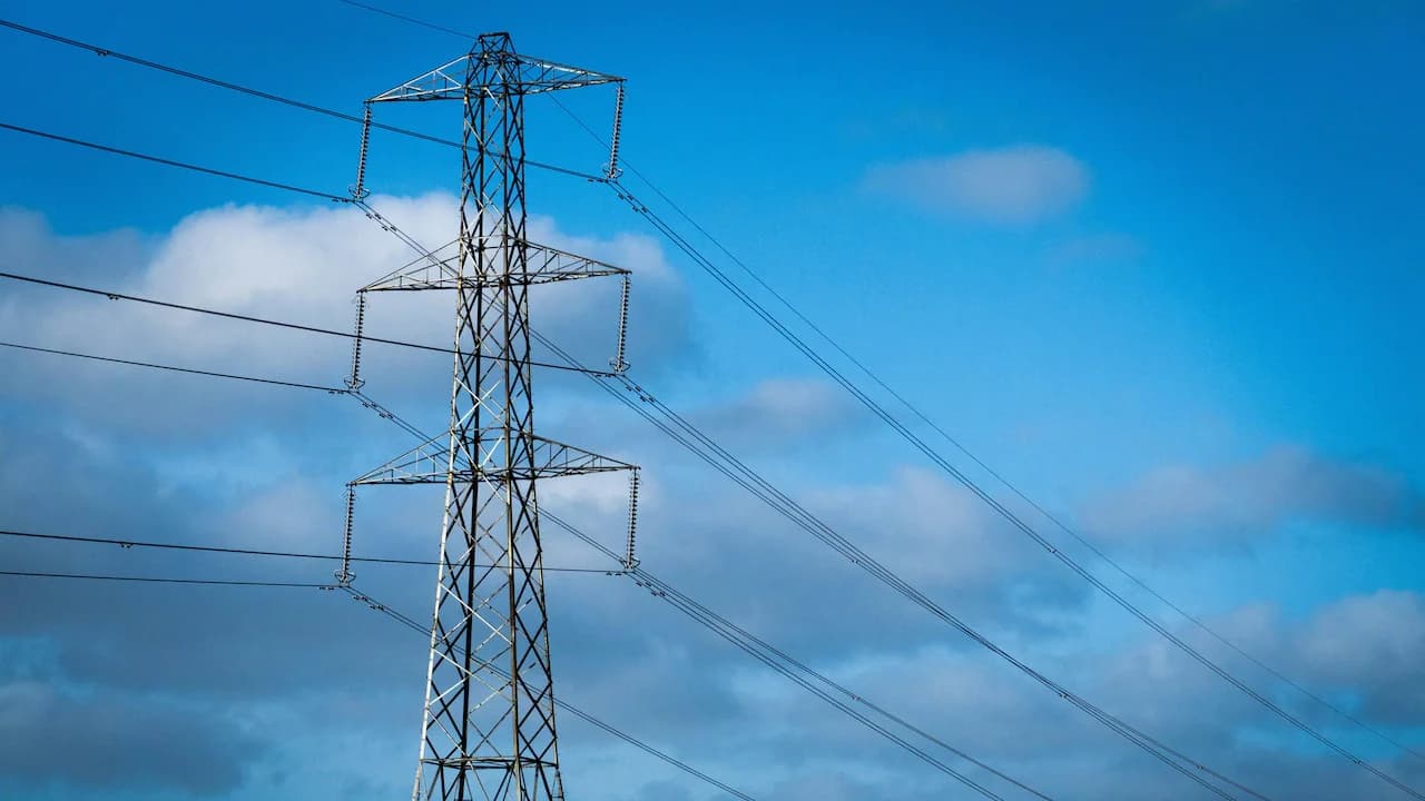 Vedanta Power Q1 Results: Net Loss of ₹423 Cr Despite 31% Revenue Growth