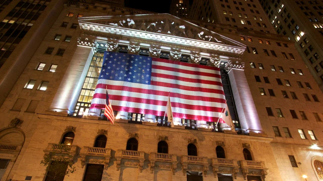 KOSPI Crashes 44% in Month Despite Nomura's 109% Upside Target