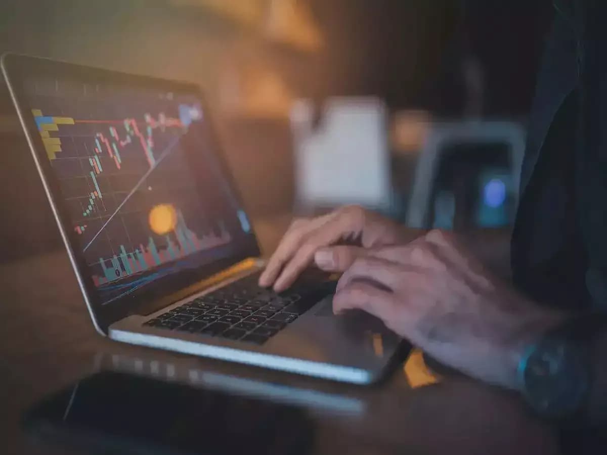 10 stocks surge 22-65% from 52-week lows to new highs in 3 months