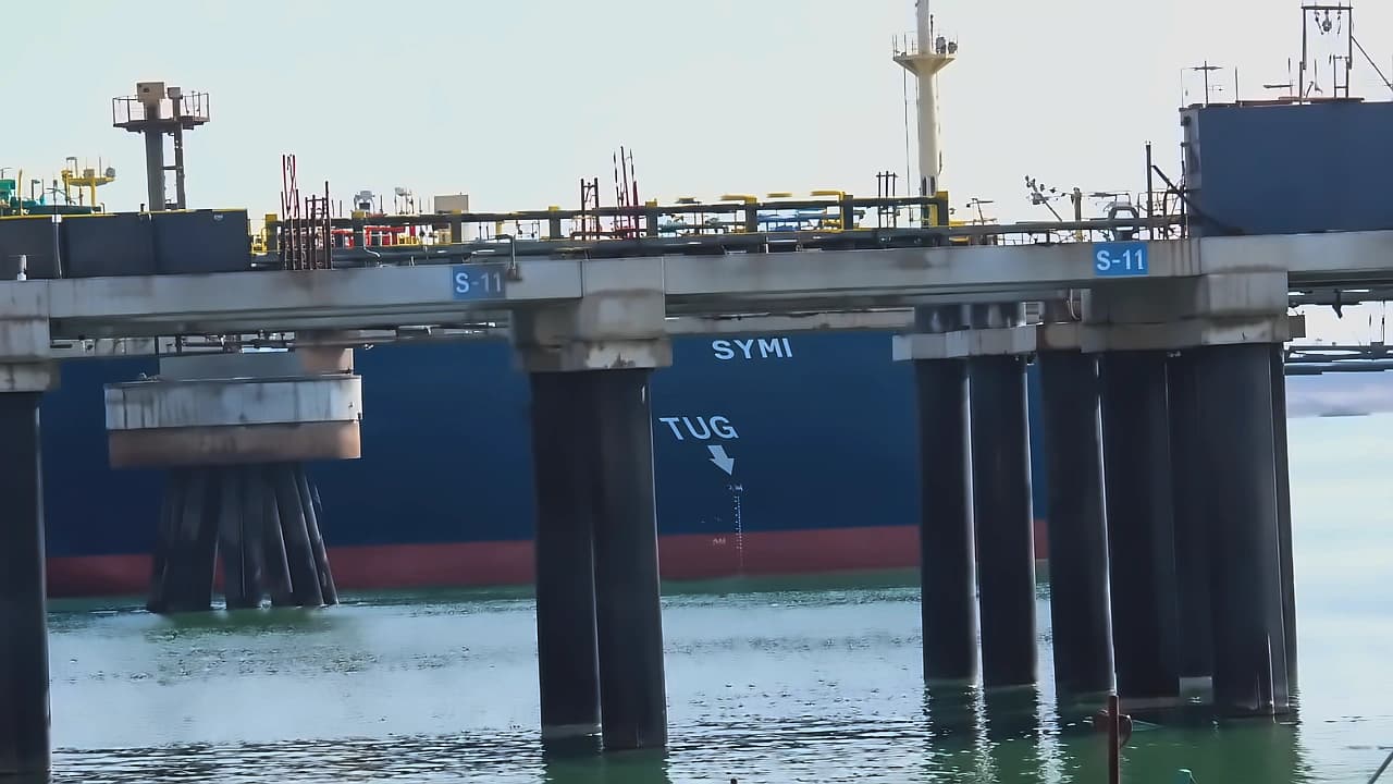 India secures UAE oil storage deal as underwater survey continues