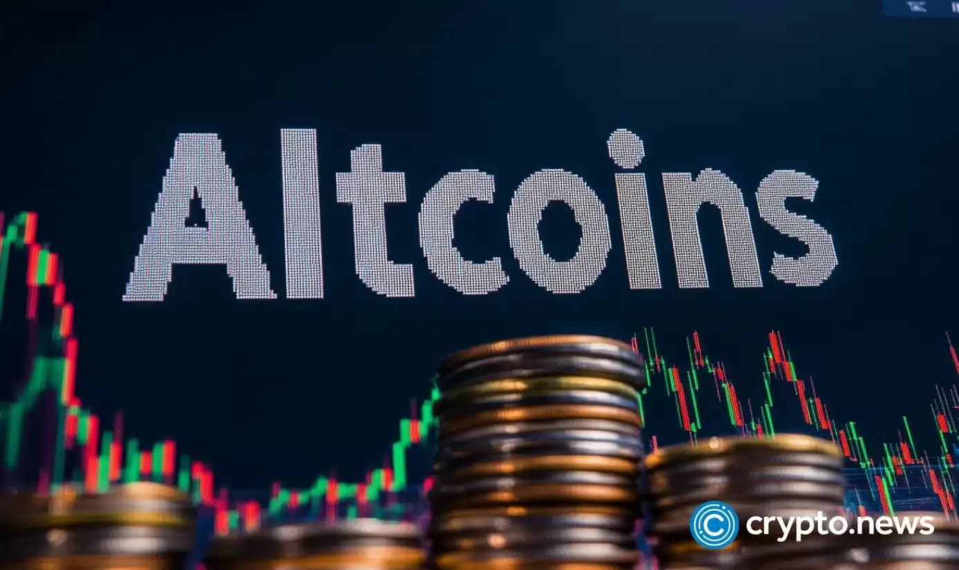 4 Altcoins Flash Buy Signals: XRP, SOL, DOGE Test Support