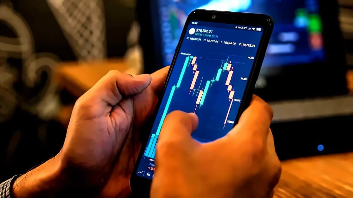 5 Common Investing Mistakes to Avoid During Market Volatility