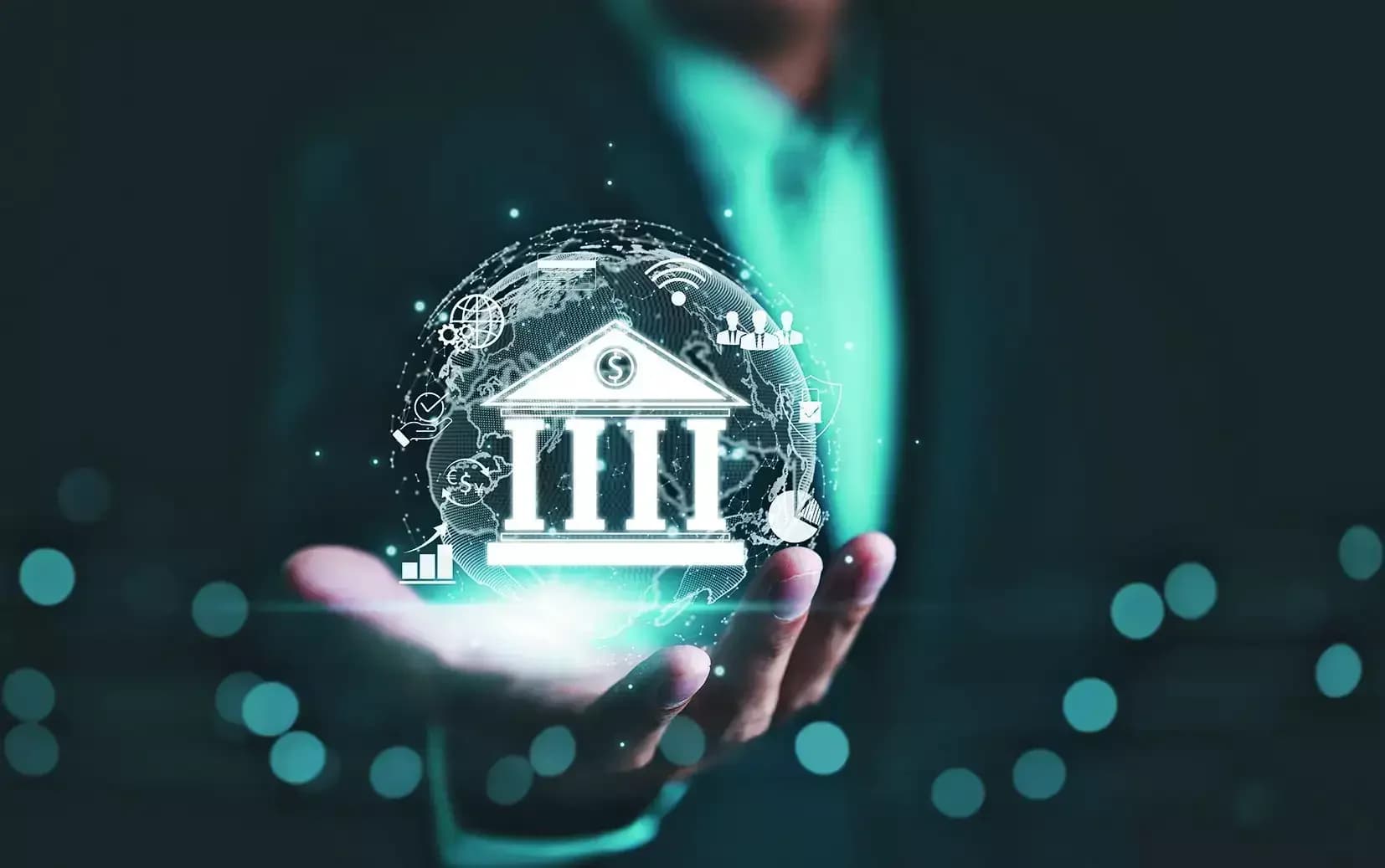 9 Banking Stocks Show 32% Upside Potential Despite Rate Hike Risks