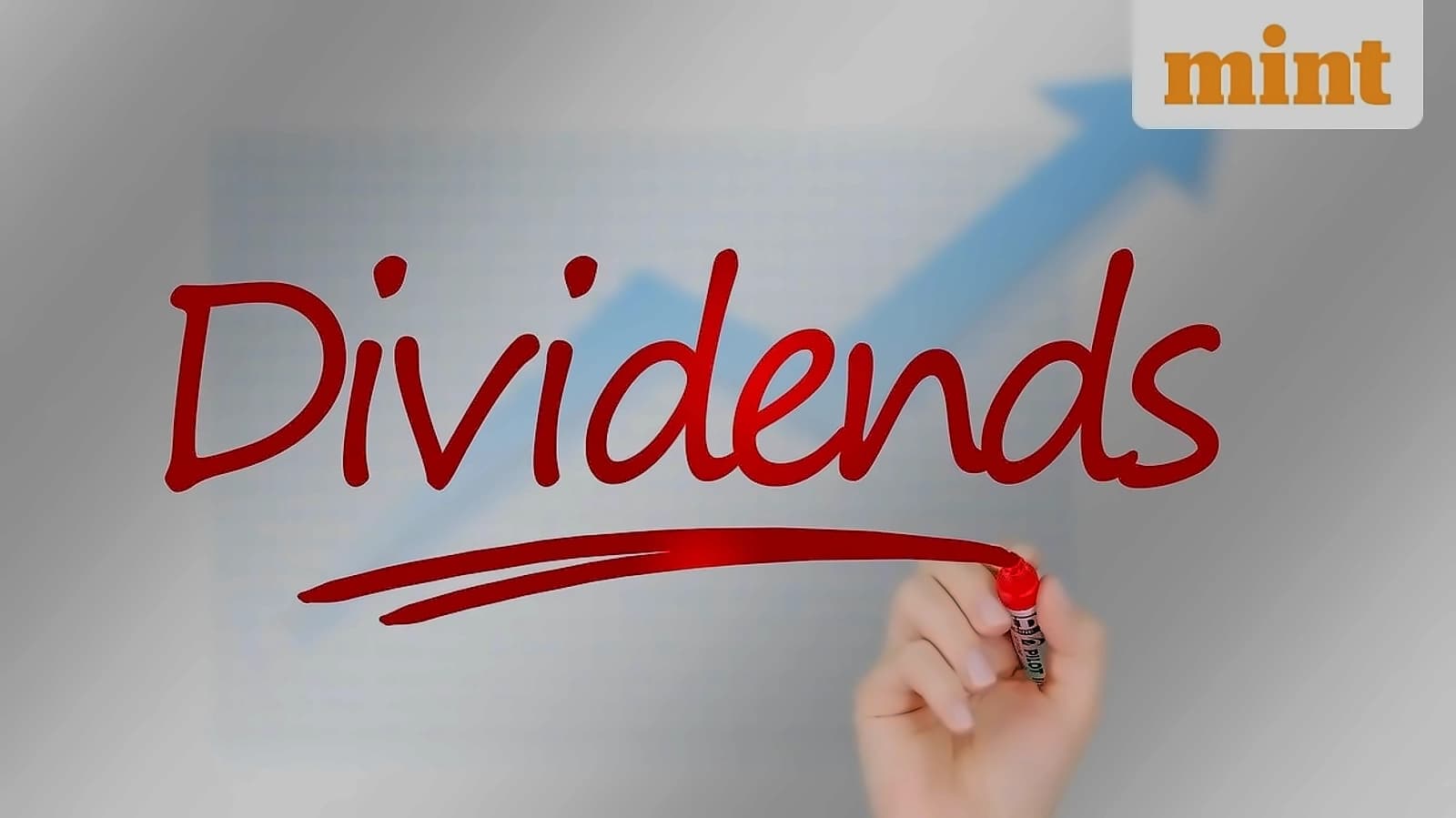 Aastha Spintex hits 10% upper circuit for third day on dividend
