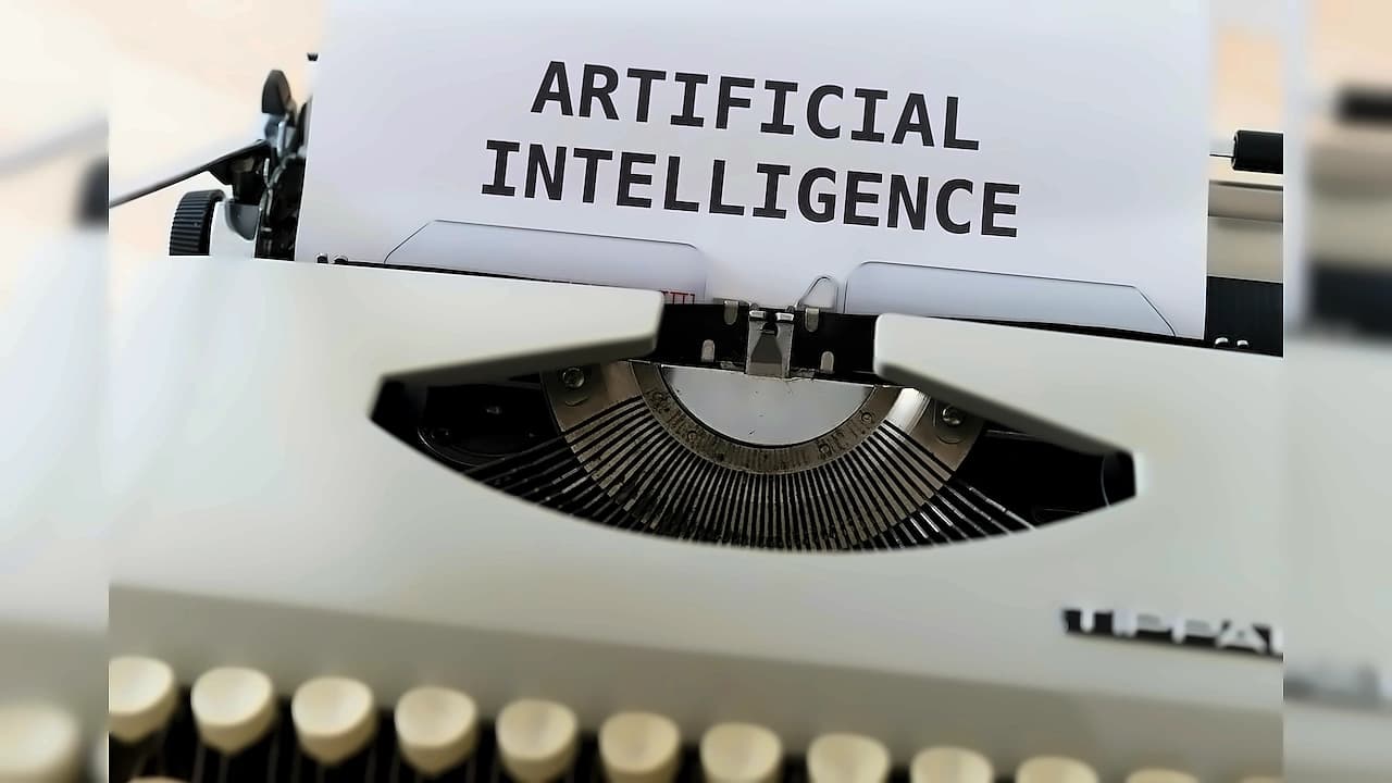 Trump's AI Ownership Plan Favors Anthropic Over OpenAI