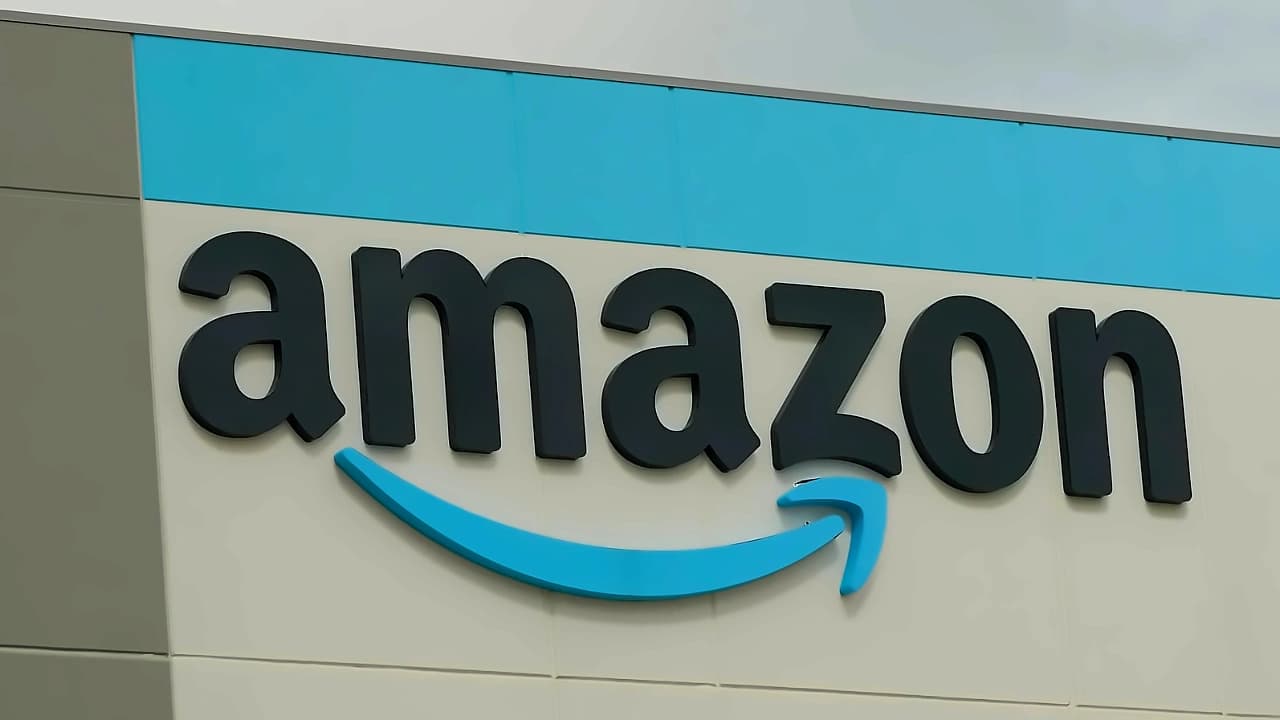 Amazon scales down Fresh service for quick delivery push
