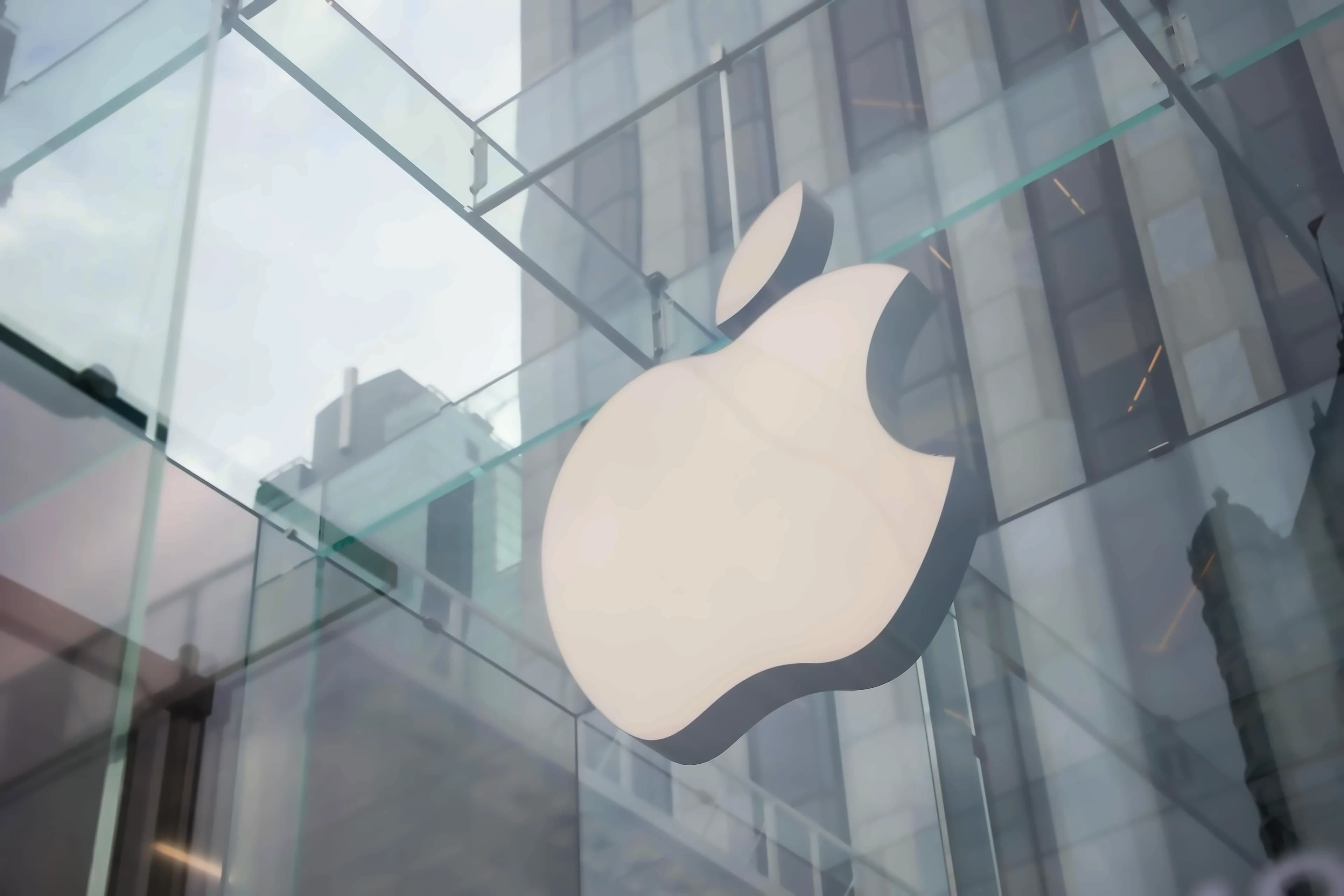 Apple appoints Meta's Scott Tucker as new global litigation chief