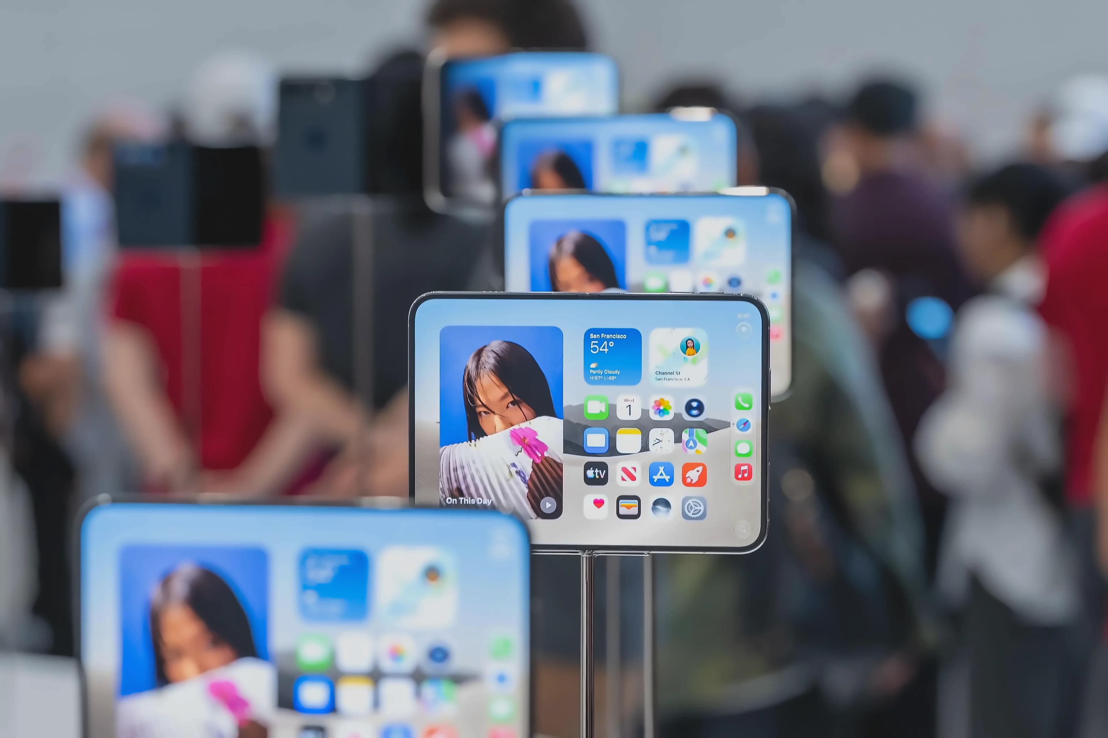Apple iPhone Duo targets 6M units with 13% foldable market growth