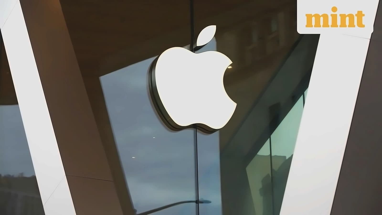 Apple's Forgotten Co-Founder Sold 10% Stake for $800 in 1976