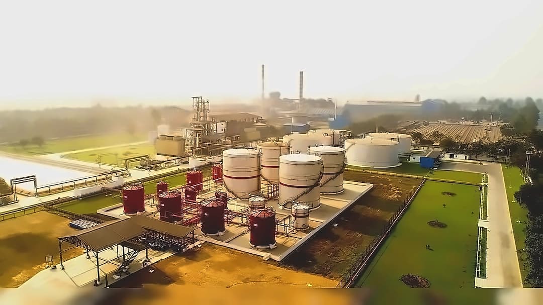 Balrampur Chini Targets ₹2,000 Cr Revenue from Bio-Plastic Plant