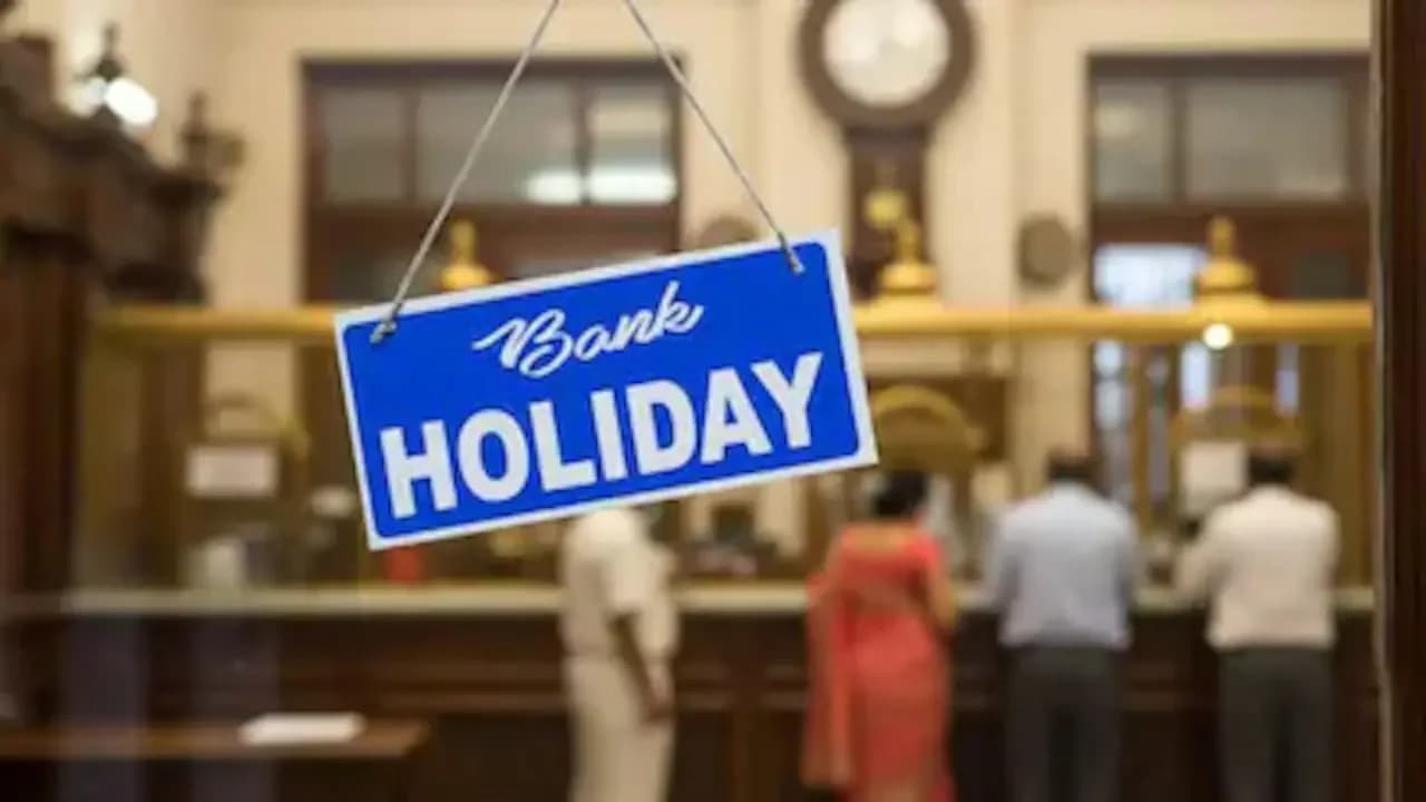 Bank Branches Open Today: SBI, PNB, HDFC Bank Services Available