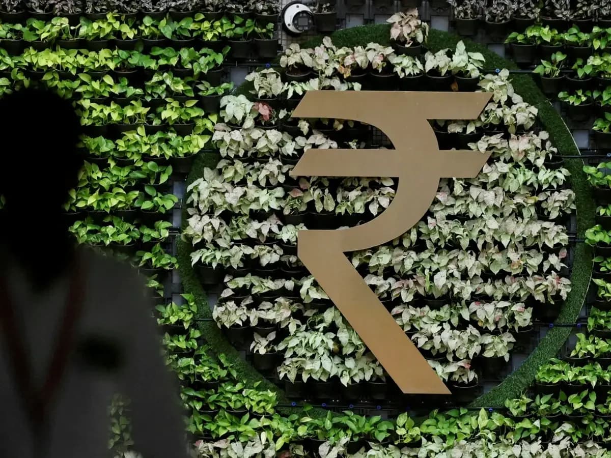 Bank deposits hit record ₹284 trillion in Sept, boosted by RBI scheme