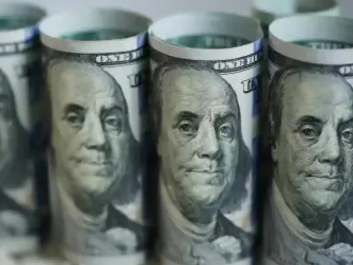 Banks leave $127bn FX risk unhedged, threatening rupee stability