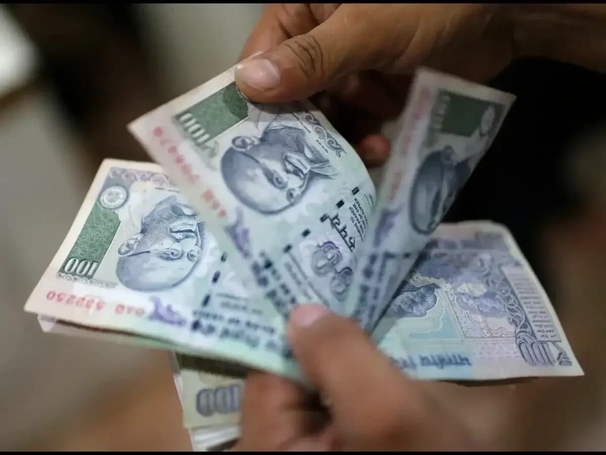 Banks offer near 2-year high CD rates amid funding pressure