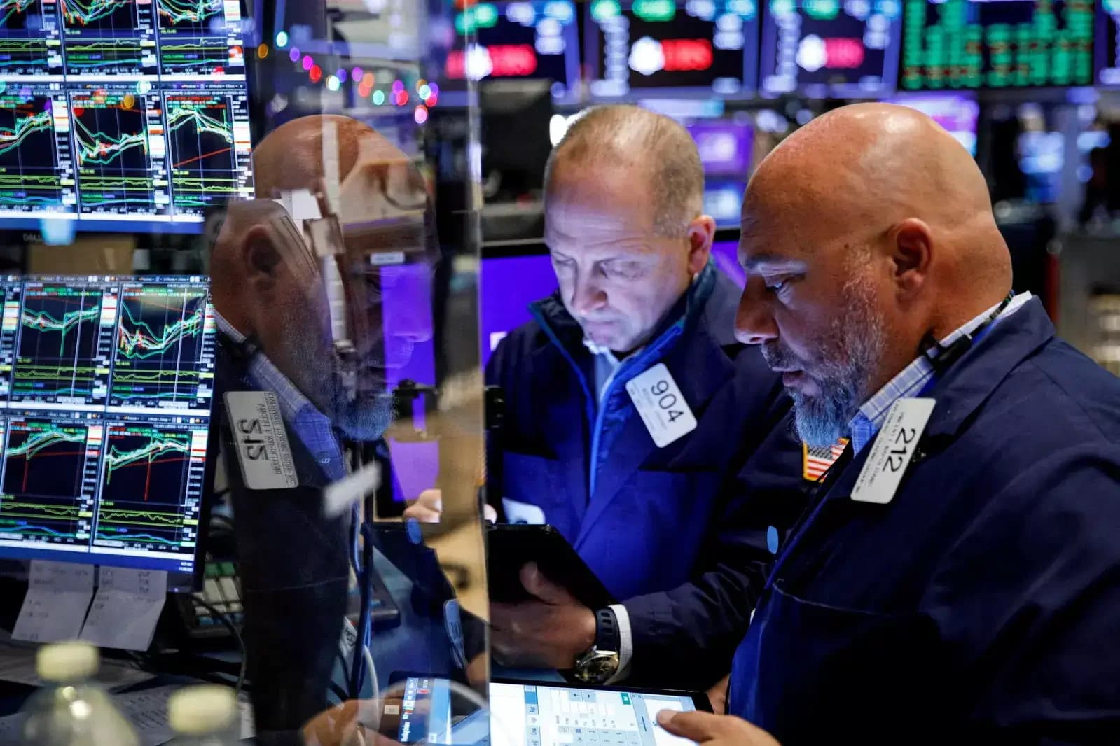 Barclays Turns Hawkish on Fed, Expects Two Rate Hikes in 2026
