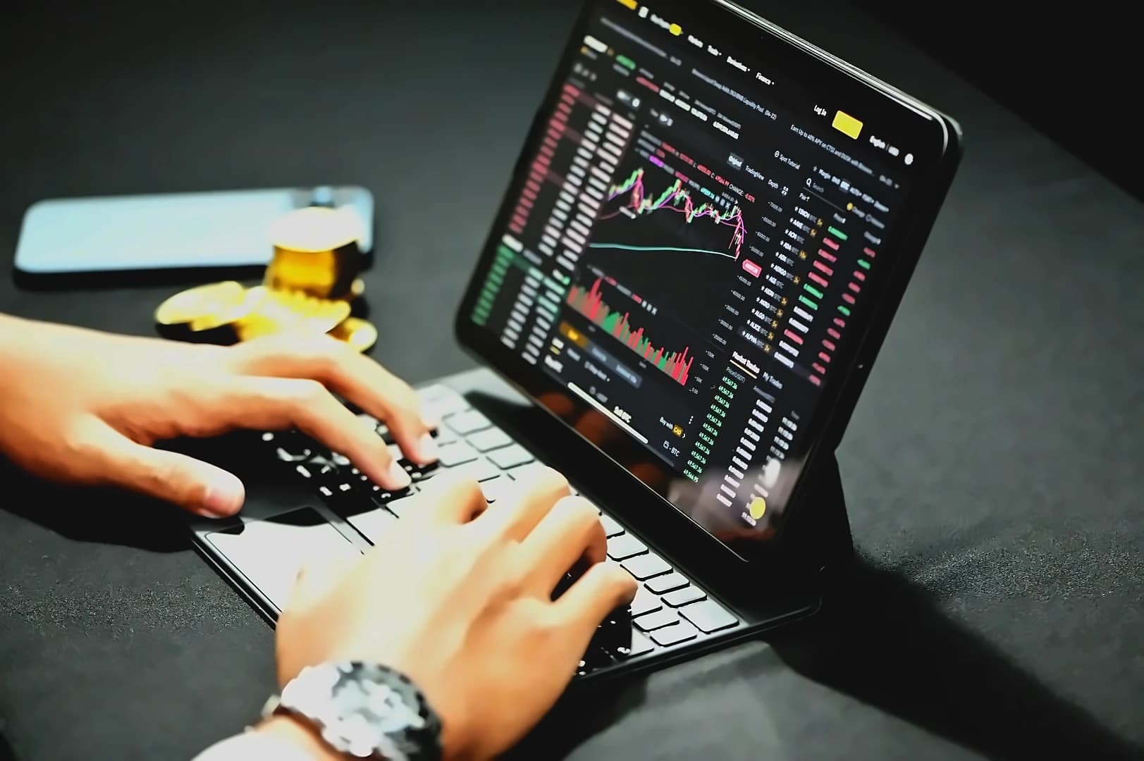 Bitcoin Stuck at $65.9K Swing Low as $400M Liquidation Wave Continues