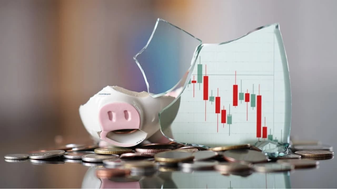 Blue Jet Healthcare Q3: Shares hit 52-week low on margin woes