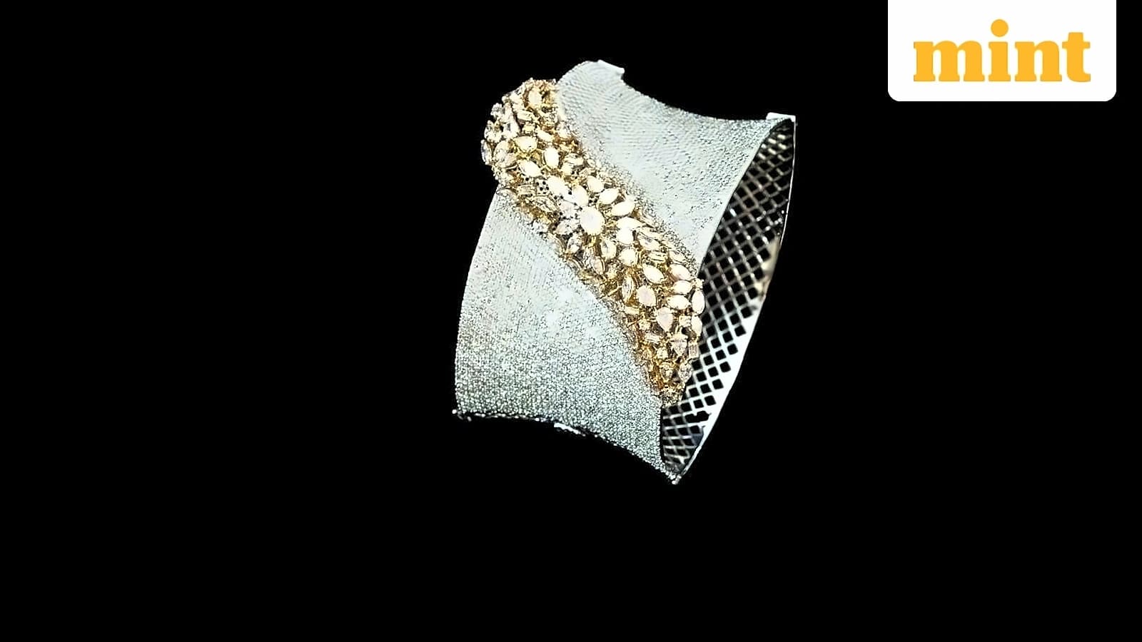BlueStone Jewellery shares fall 6.5% on ₹300 crore block deal