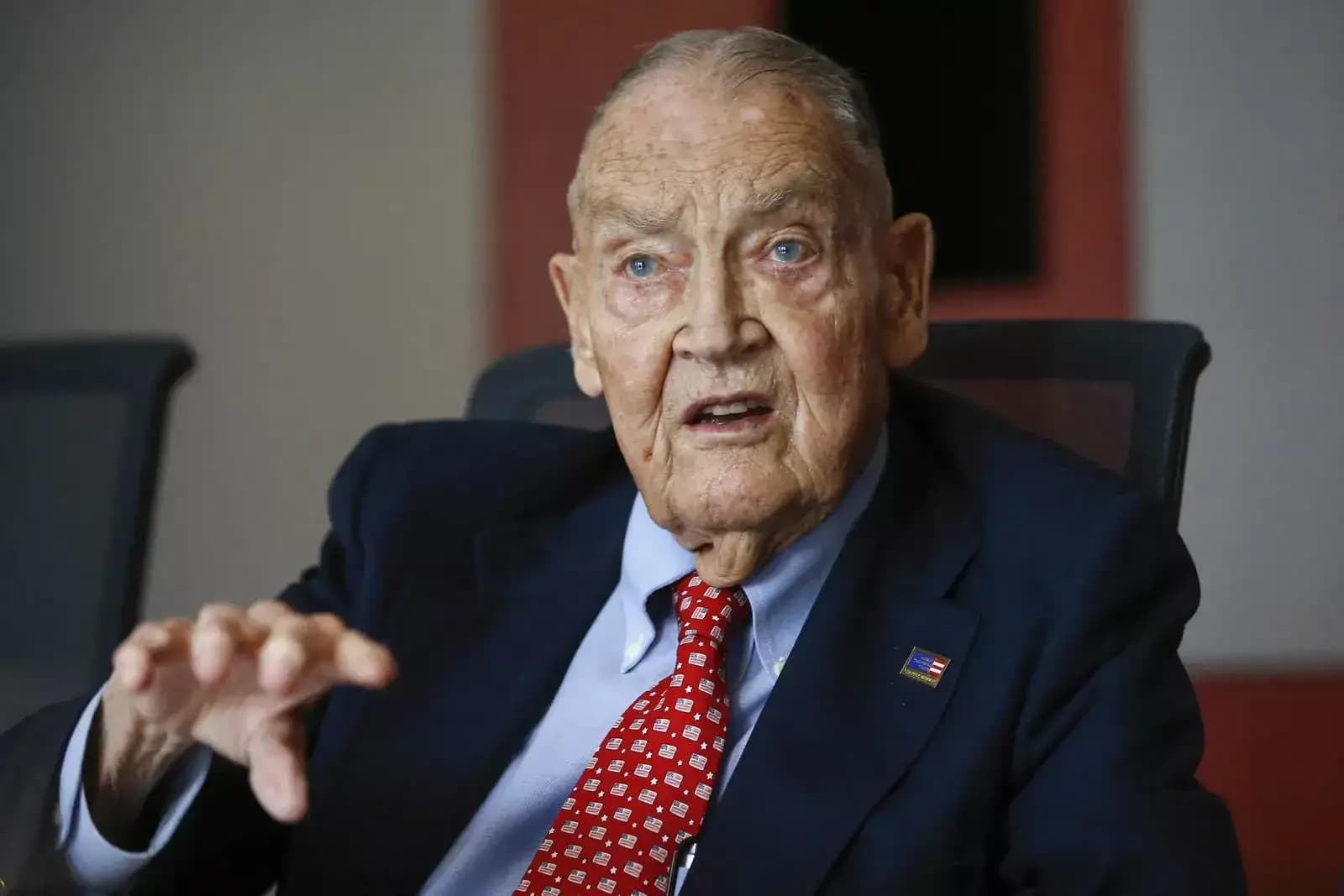 Bogle's Common Sense Investing Wisdom for Market Volatility