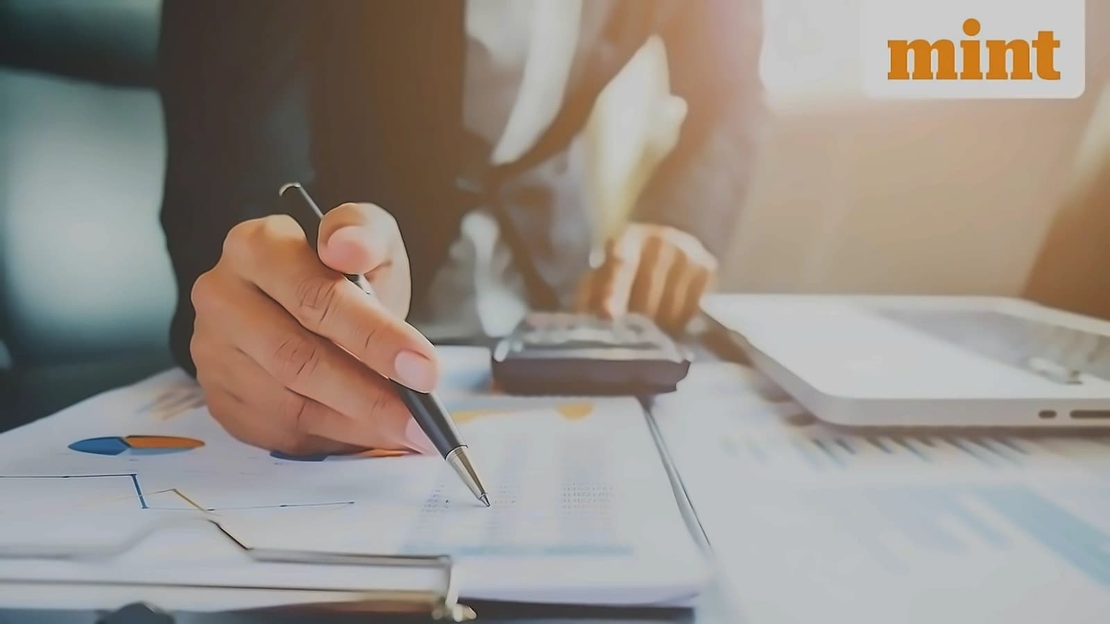 Budgeting Methods: 50-30-20 vs Envelope vs Zero-Based Systems