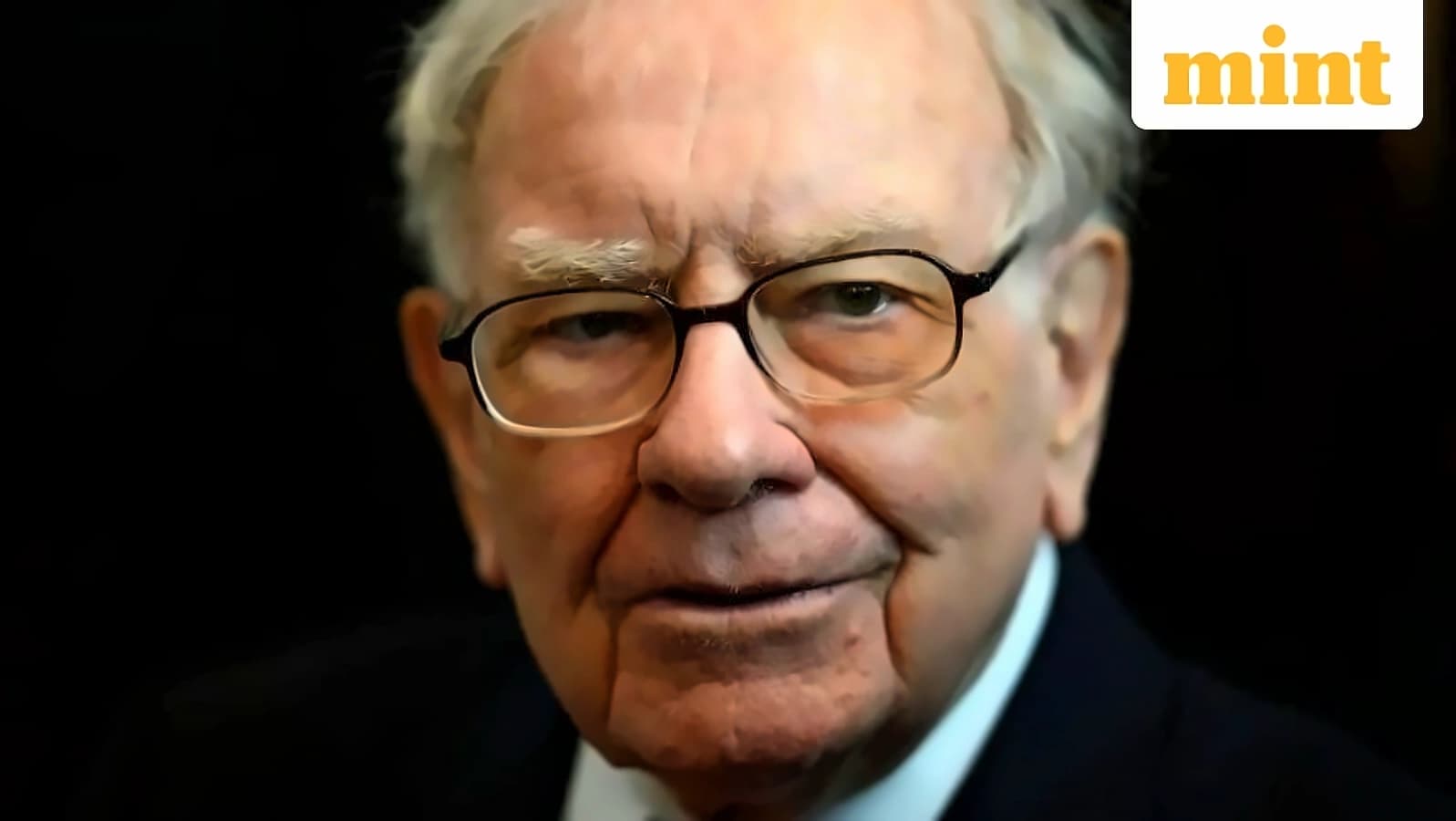Buffett Admits Tech Stock Mistakes as Alphabet Portfolio Grows
