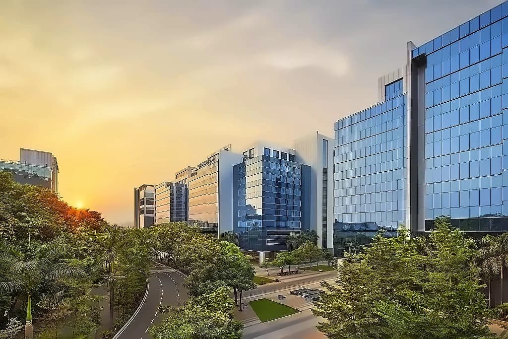 Chandru Raheja sells 9.9M Mindspace REIT units for ₹498.7 cr