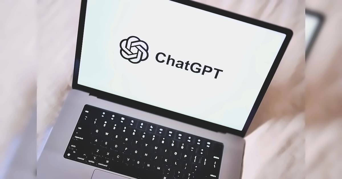 ChatGPT gains iMessage control, raises Apple privacy concerns