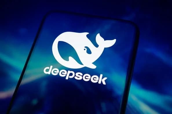 China AI Models Surpass US Usage as UBS Backs Tencent AI Strategy