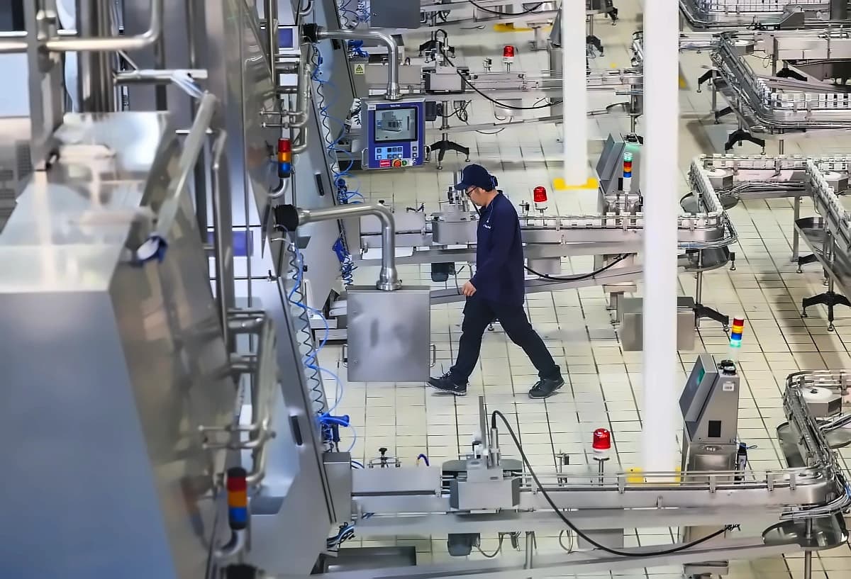 China Unveils New Consumption Boost Measures Amid Weak Growth