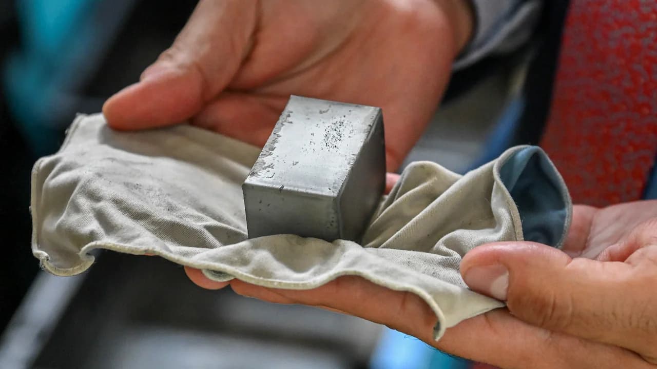 China's Rare-Earth Magnet Exports to US Drop 21% Ahead of Xi-Trump Talks