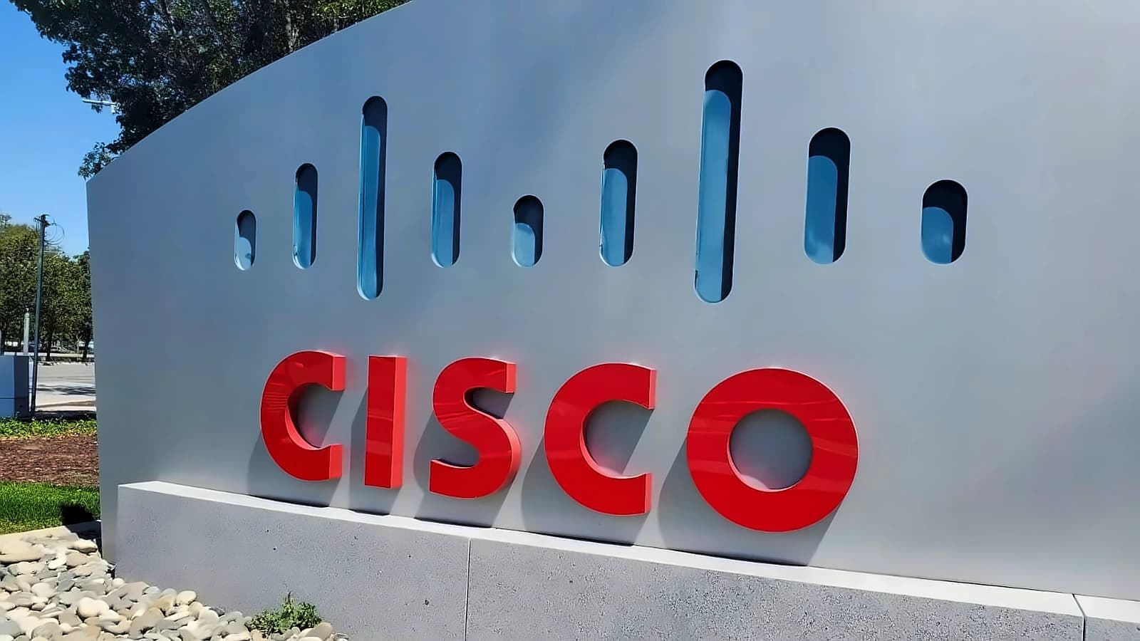 Cisco Q4 beats estimates with ₹17.3B revenue, AI guidance disappoints