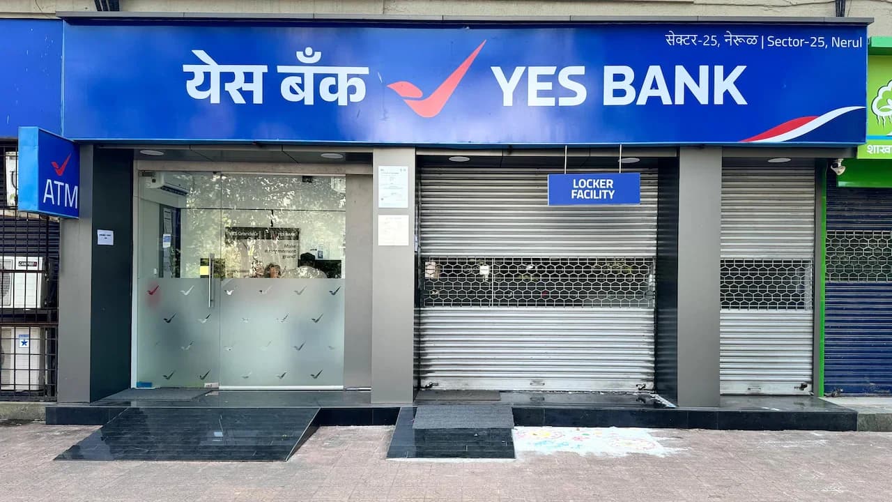 Citi Maintains Sell Rating on Yes Bank, Sees Margin Pressure