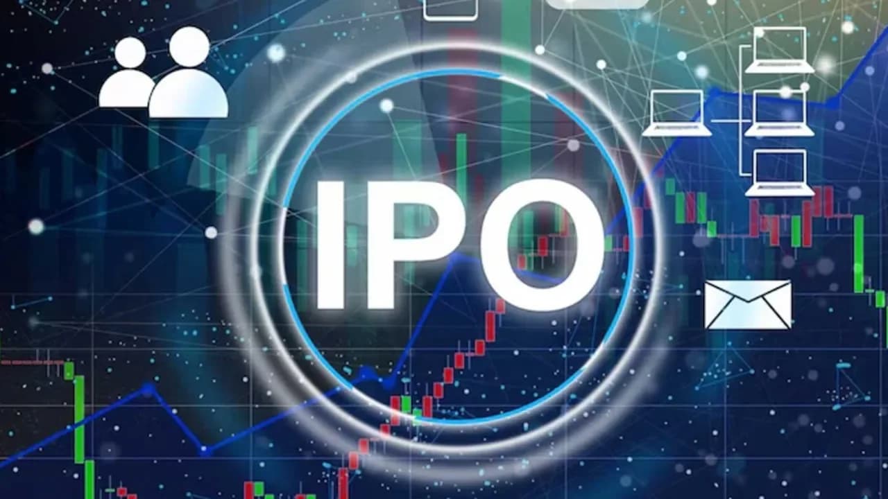 SpaceX Eyes $75B IPO at $135/Share; Hexagon Nutrition Oversubscribed 54x