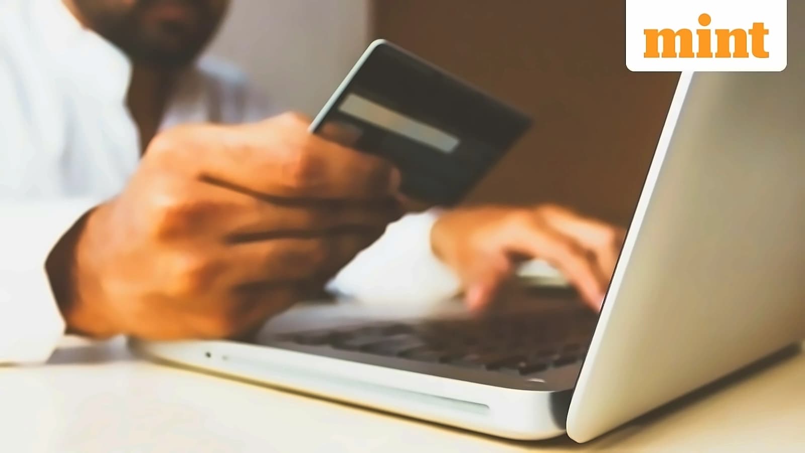 Credit Card Full Payment: 5 Key Benefits & Interest Calculation