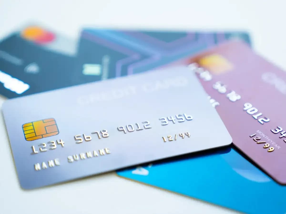 Credit card profits shrink as spending shifts from borrowing to payments