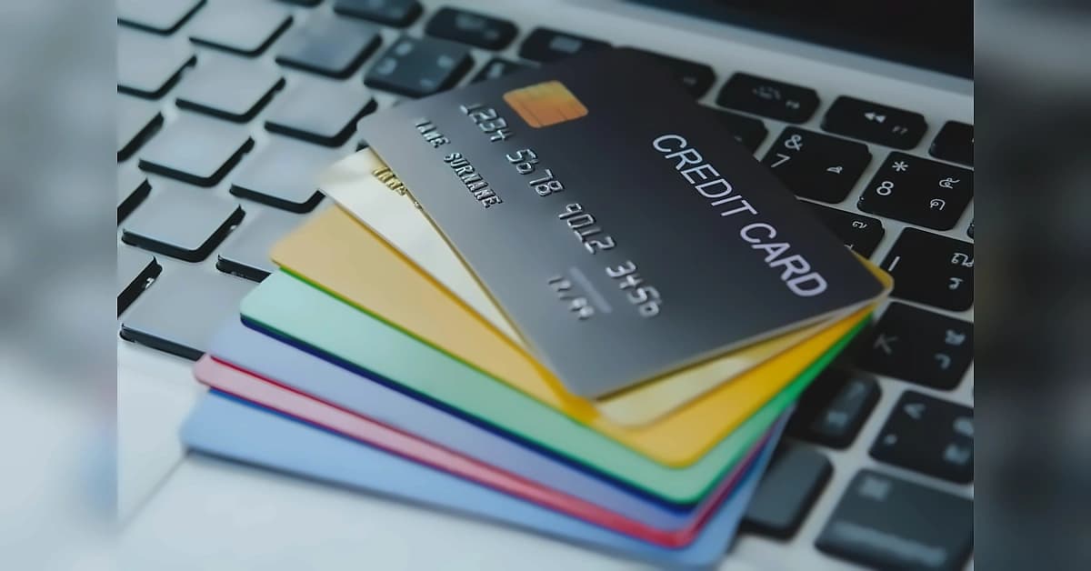 Credit card spends hit ₹2 trillion for second straight month