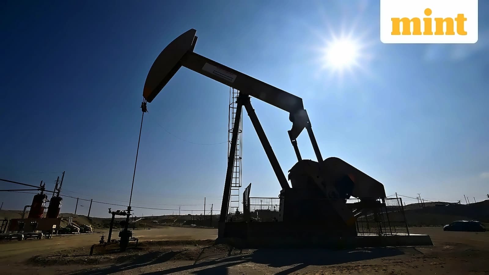 Oil prices surge 7% as US prepares prolonged Iran blockade