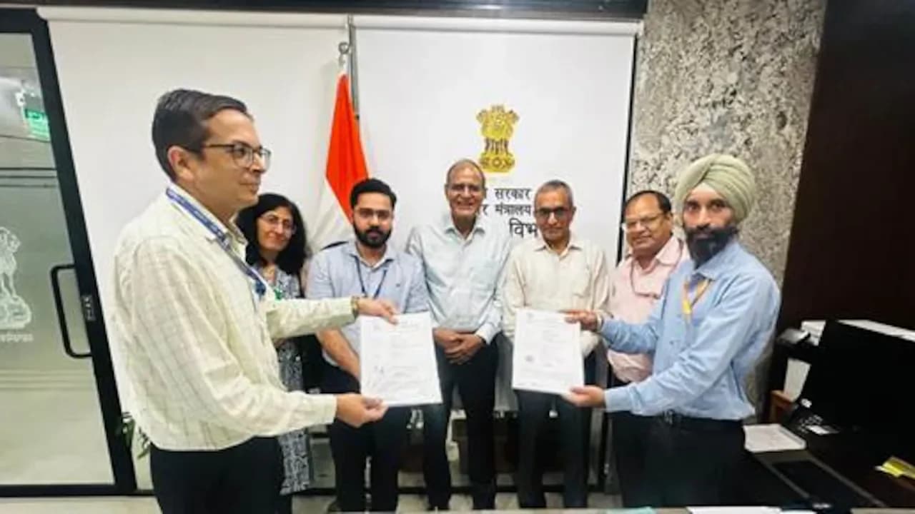 DoT-C-DOT Sign 5-Year Pact for Delhi Optical Network Testbed