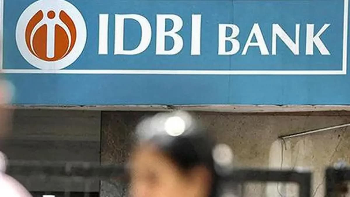 EAS Sarma urges President review of IDBI Bank disinvestment