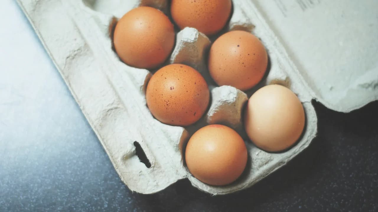 Egg Prices Surge 40%: 48% Cut Purchases, 90% Worry About Quality