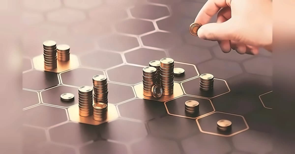 Bitcoin surges 42% from July low, Coinbase CEO predicts $400K by 2030
