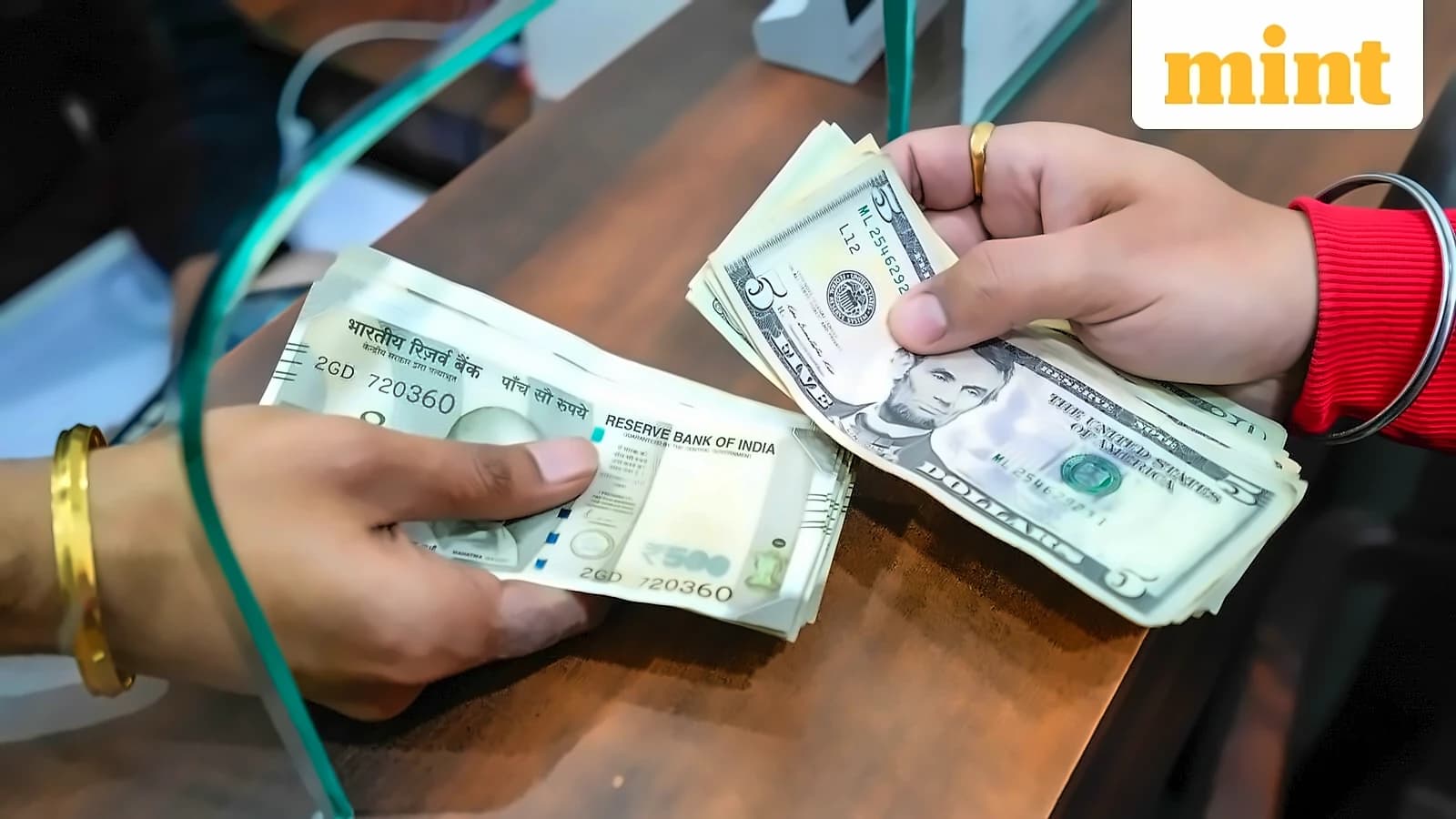 FCNR deposits boost liquidity but squeeze private bank margins