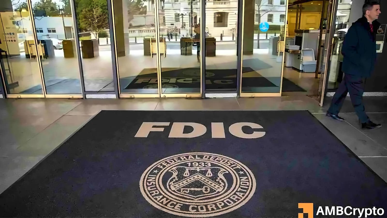 ECB Opposes Euro Stablecoin Rules as FDIC Framework Advances