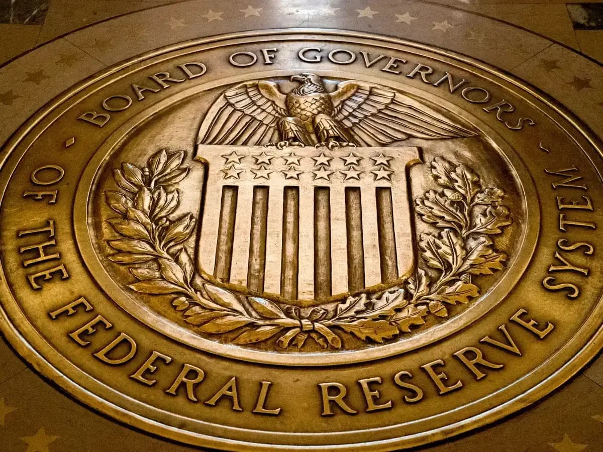 Oil plunges 16% as Fed rate cut odds surge following Iran ceasefire