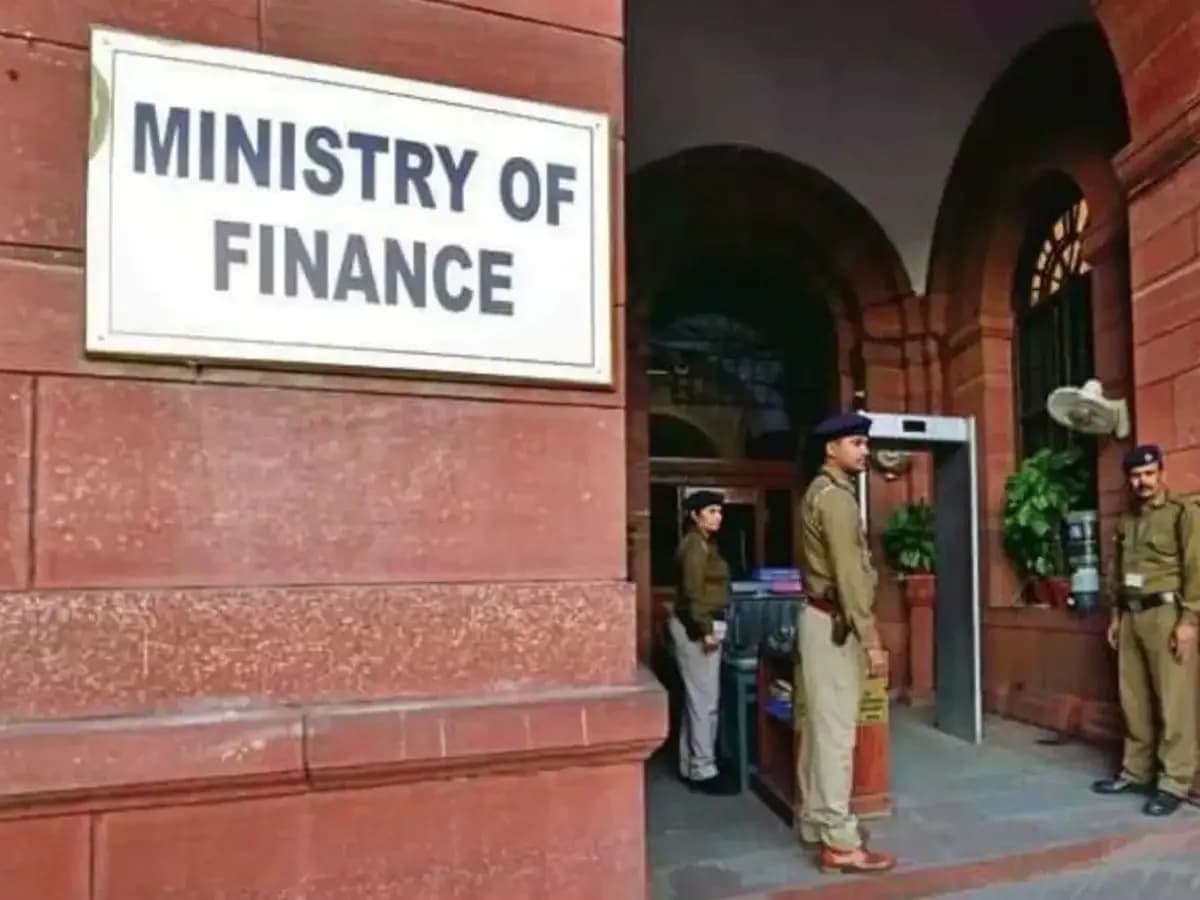 PSBs Face Wage Revision Deadline as RRB Managements Defy Orders